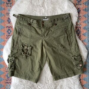 Da-Nang low rise baggy cargo short Y2K army green military surplus utility small